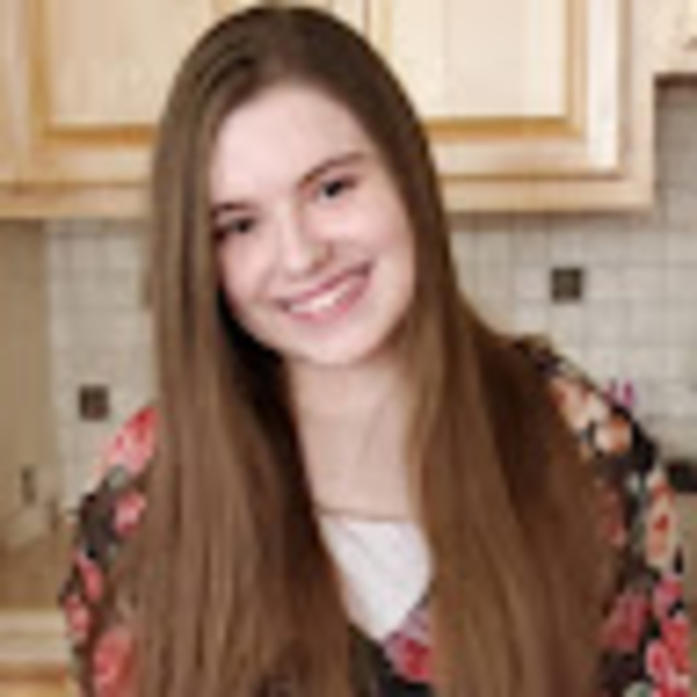 Meet your Posher, Alexandra